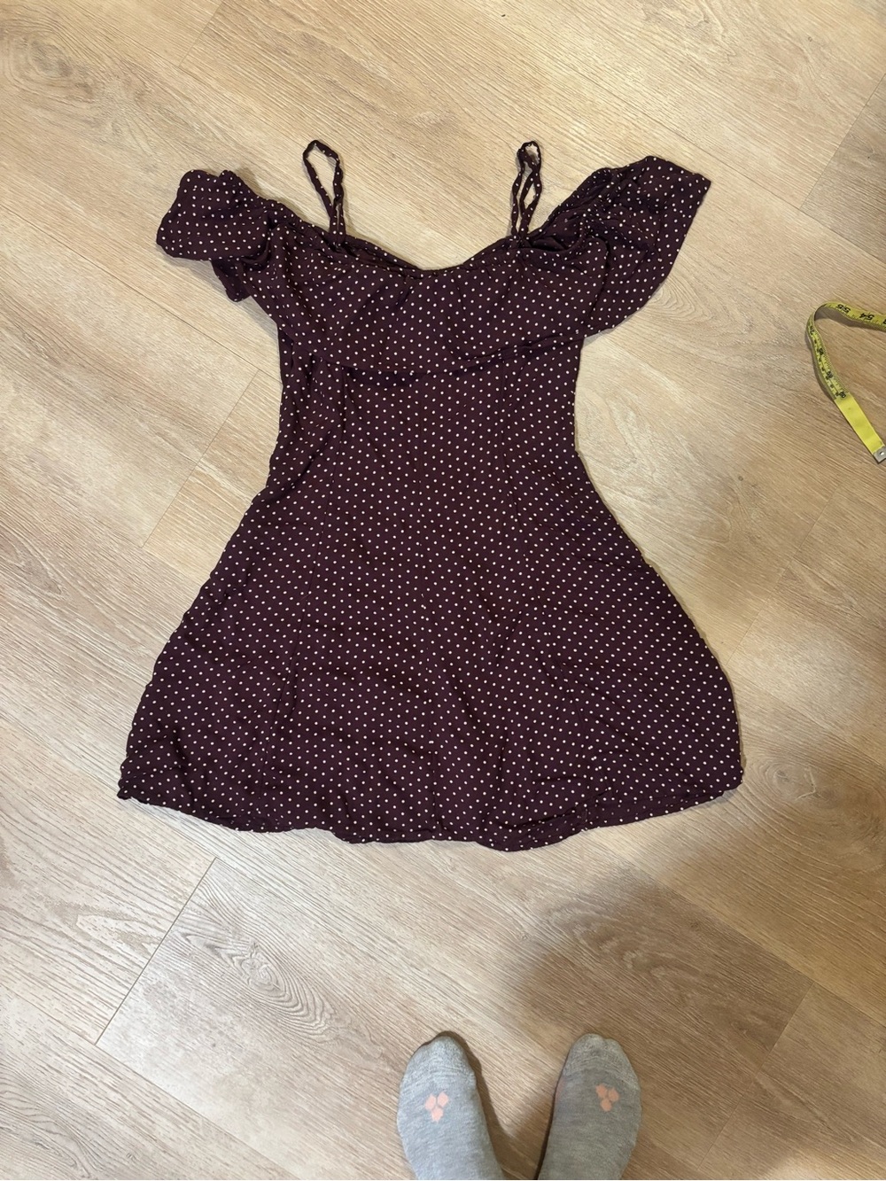 American Eagle Outfitters Burgundy Polka Dot Off-Shoulder Mini Dress - Picture 4 of 5